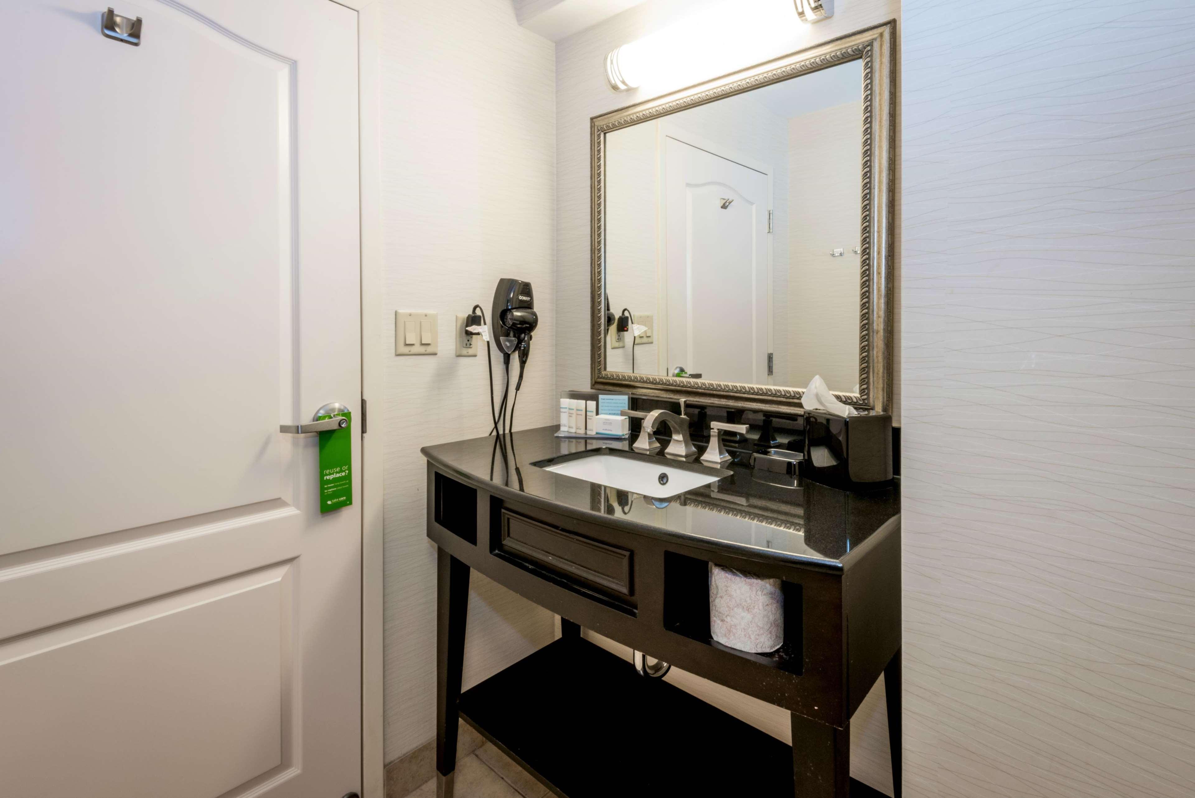 Hampton Inn & Suites Montgomery-Downtown Eksteriør bilde