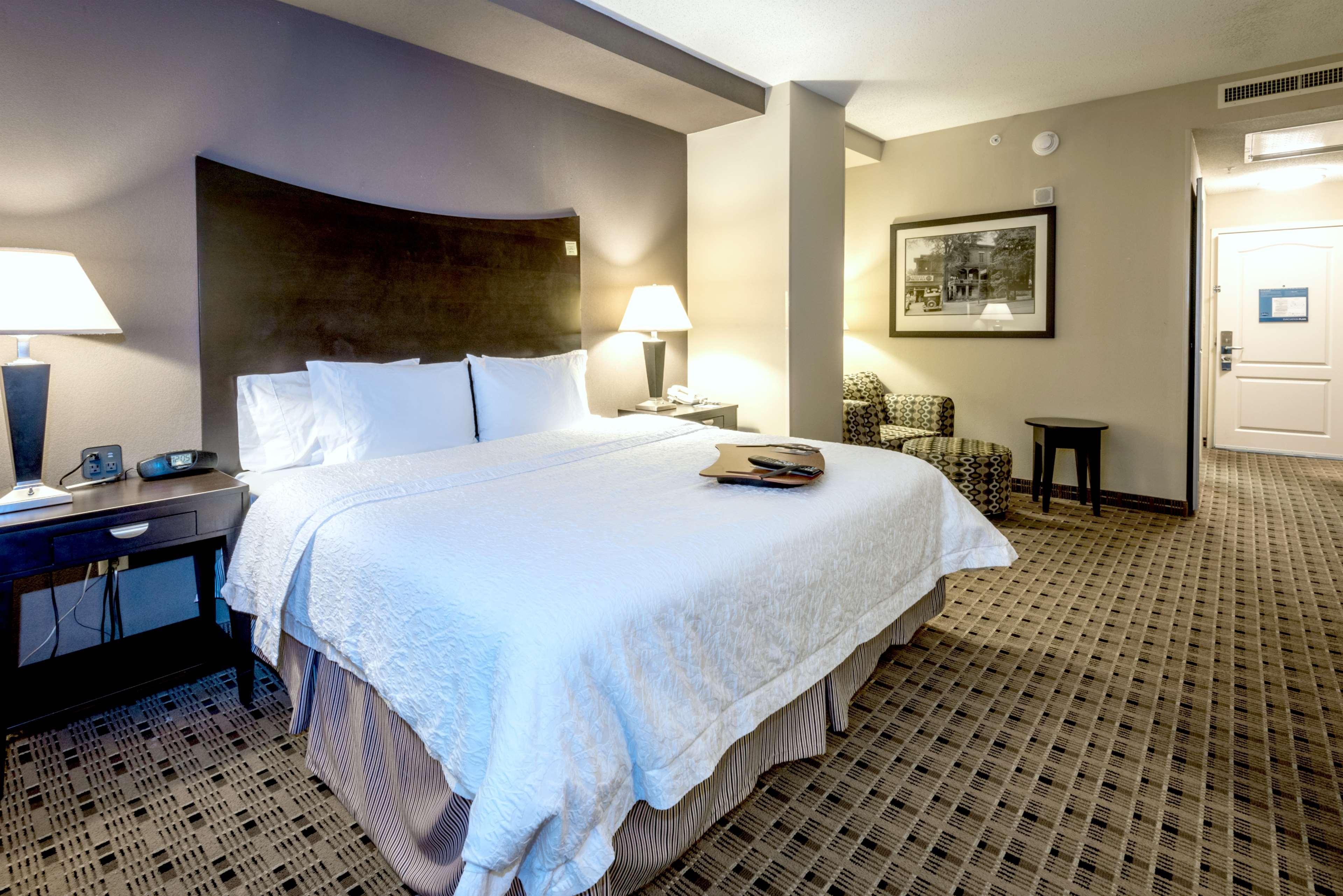 Hampton Inn & Suites Montgomery-Downtown Eksteriør bilde